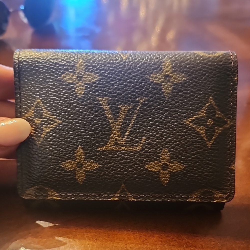 AUTHENTIC Louis Vuitton Monogram Card Holder